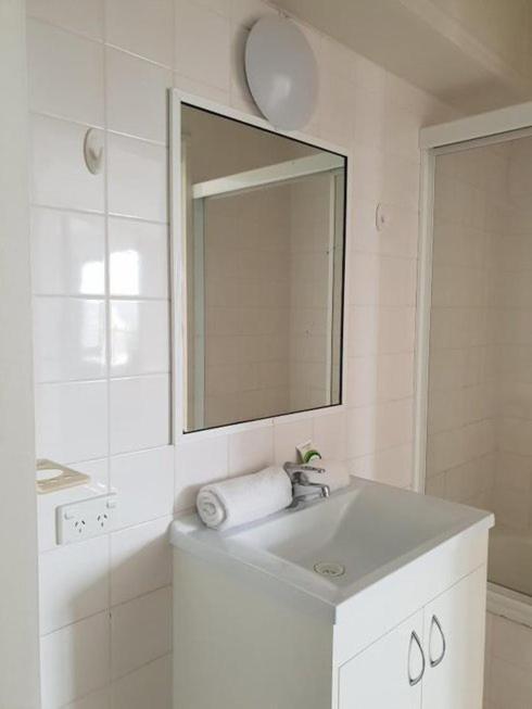 Surfers Holiday Apartments Гоулд Коуст Екстериор снимка