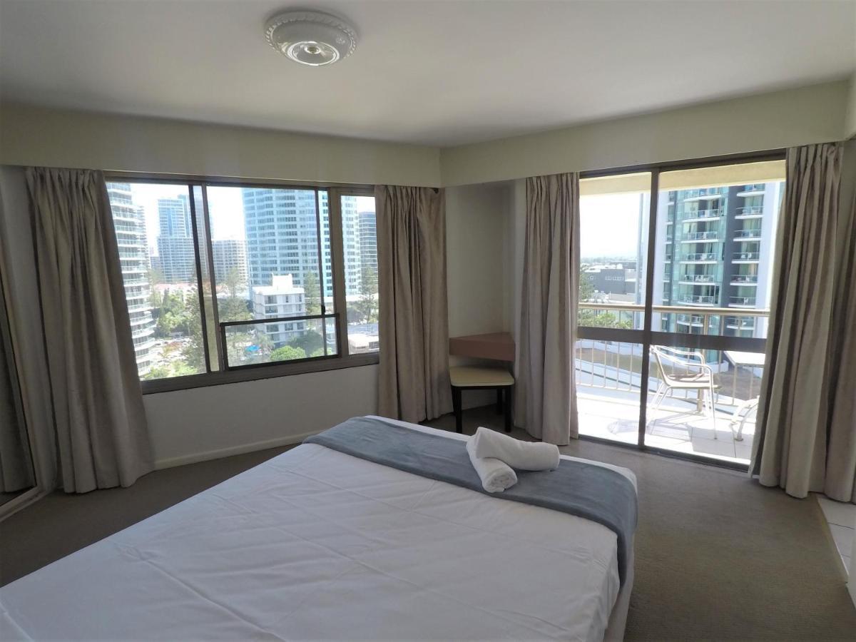 Surfers Holiday Apartments Гоулд Коуст Екстериор снимка