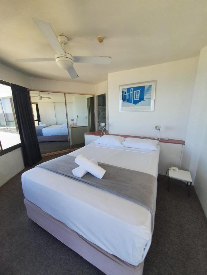 Surfers Holiday Apartments Гоулд Коуст Екстериор снимка