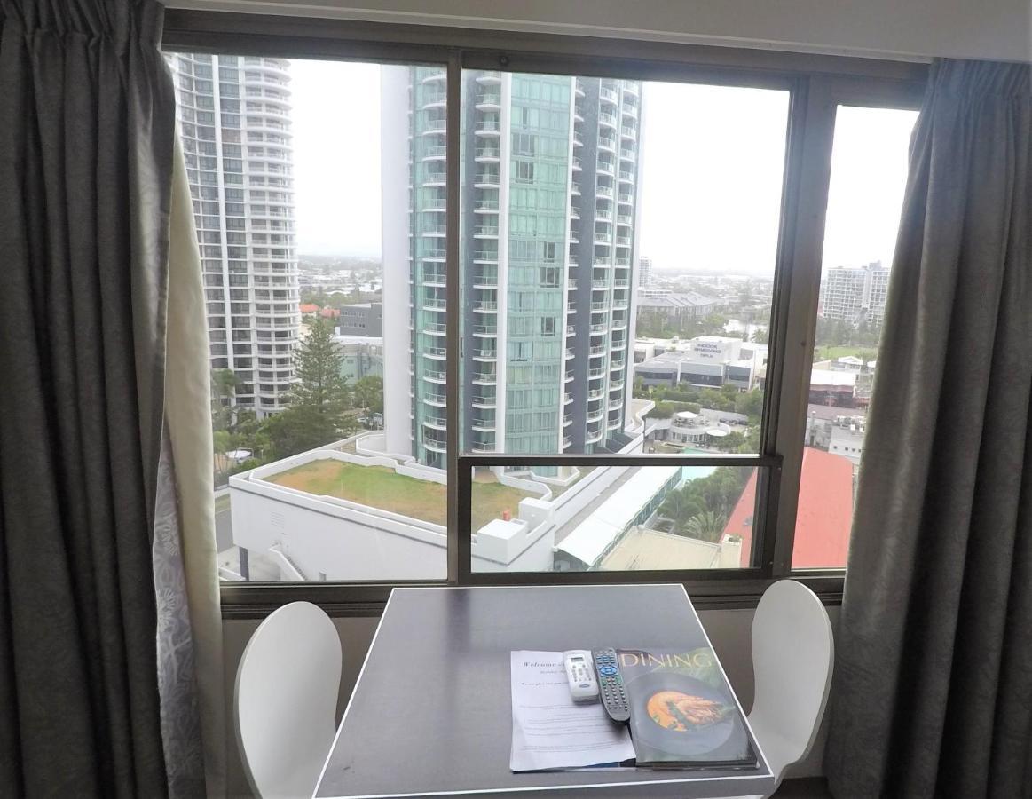 Surfers Holiday Apartments Гоулд Коуст Екстериор снимка