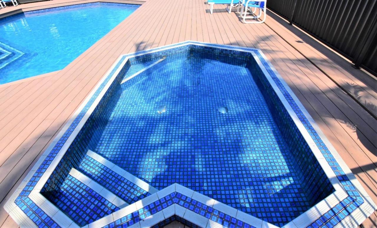 Surfers Holiday Apartments Гоулд Коуст Екстериор снимка