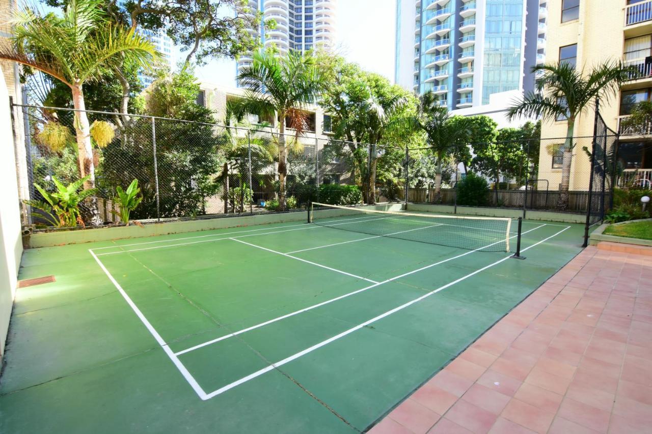 Surfers Holiday Apartments Гоулд Коуст Екстериор снимка
