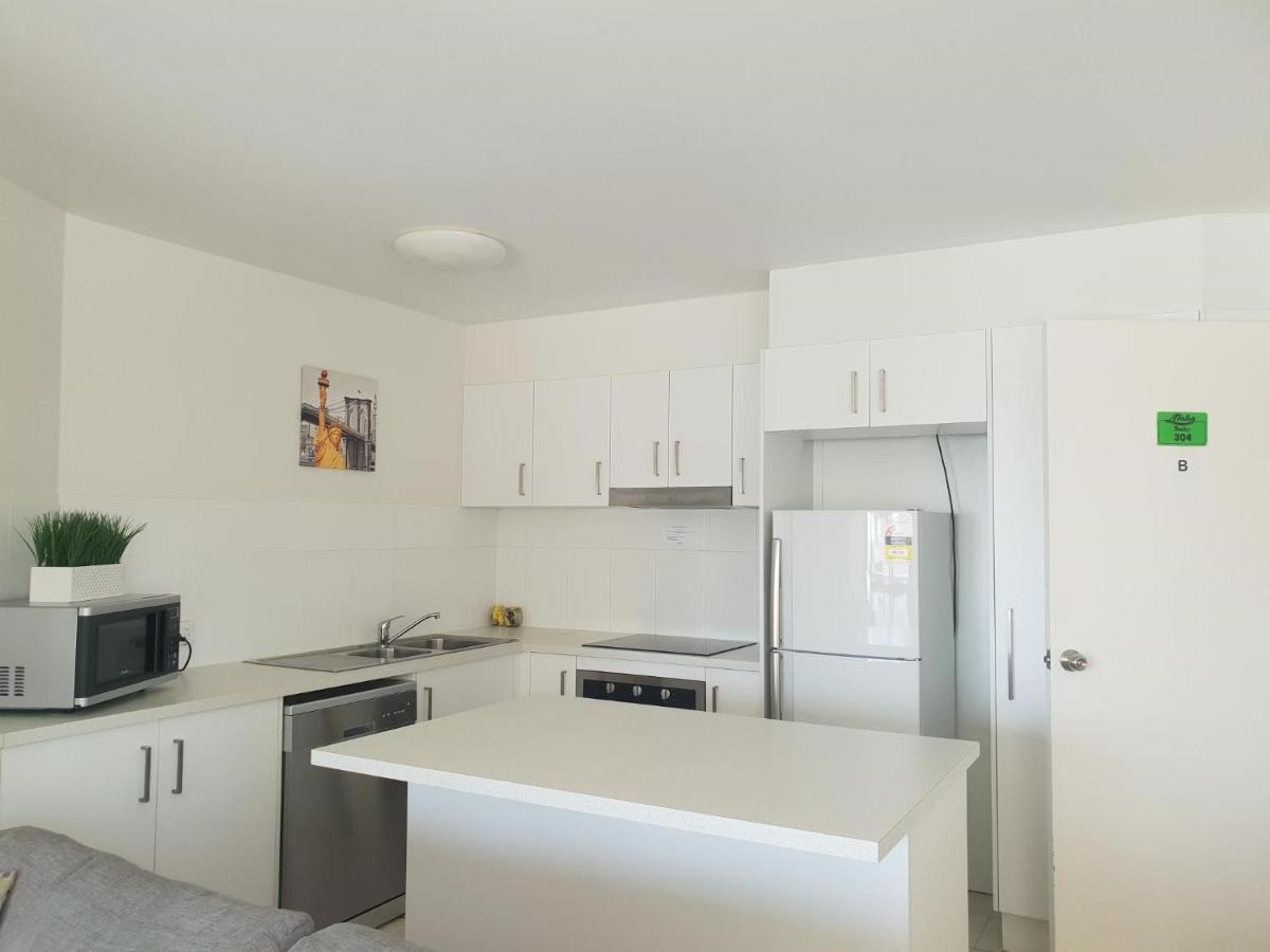 Surfers Holiday Apartments Гоулд Коуст Екстериор снимка
