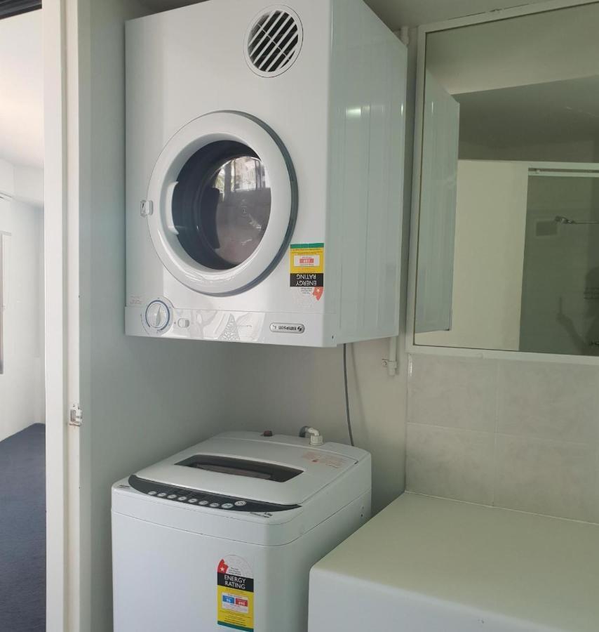 Surfers Holiday Apartments Гоулд Коуст Екстериор снимка